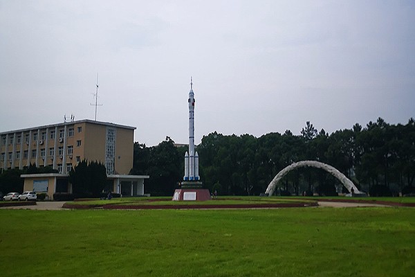 南昌理工技工学校中专学校学什么专业