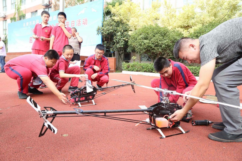 南昌环境好的中专学校学校专业那个好