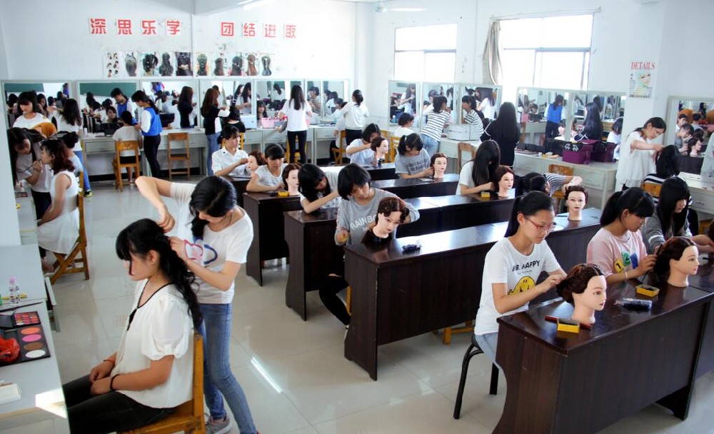赣州服装职业技术学校